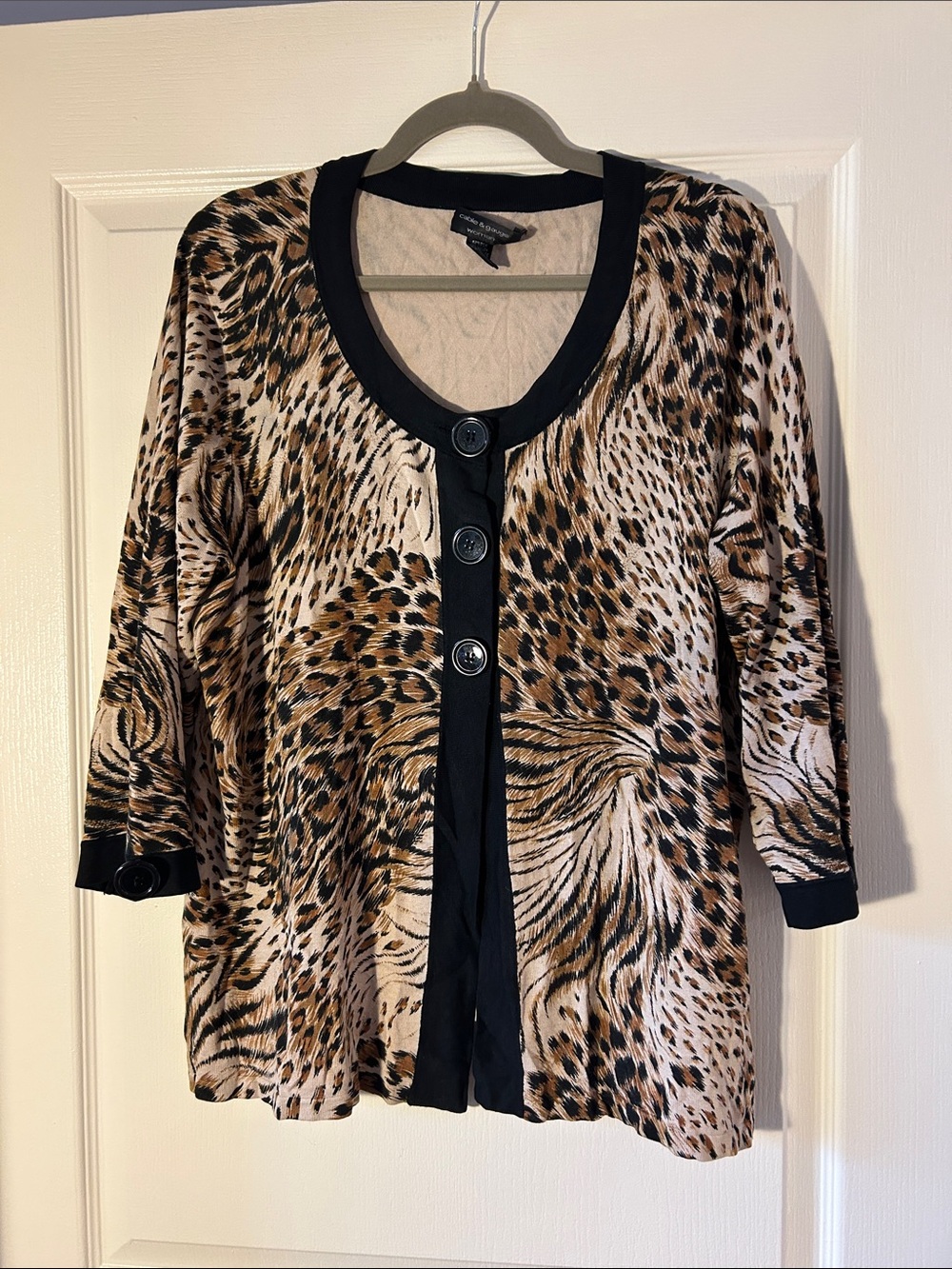 Cable & Gauge Leopard Print Scoop Neck Cardigan in Black, Tan and Brown
